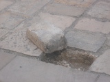 Chianca divelta in Piazza Umberto I