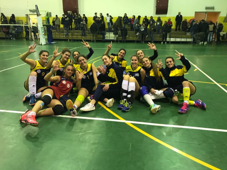 Pm Volley Potenza – OrsaCuti Volley 1-3 | Spezzata solo al terzo set la resistenza delle giovani potentine