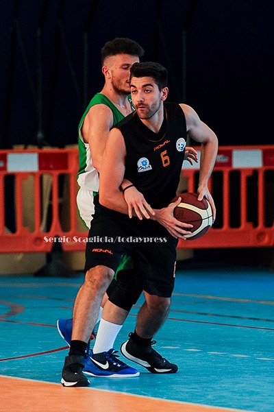 Basket in trasferta a Carovigno, una vergogna per lo sport