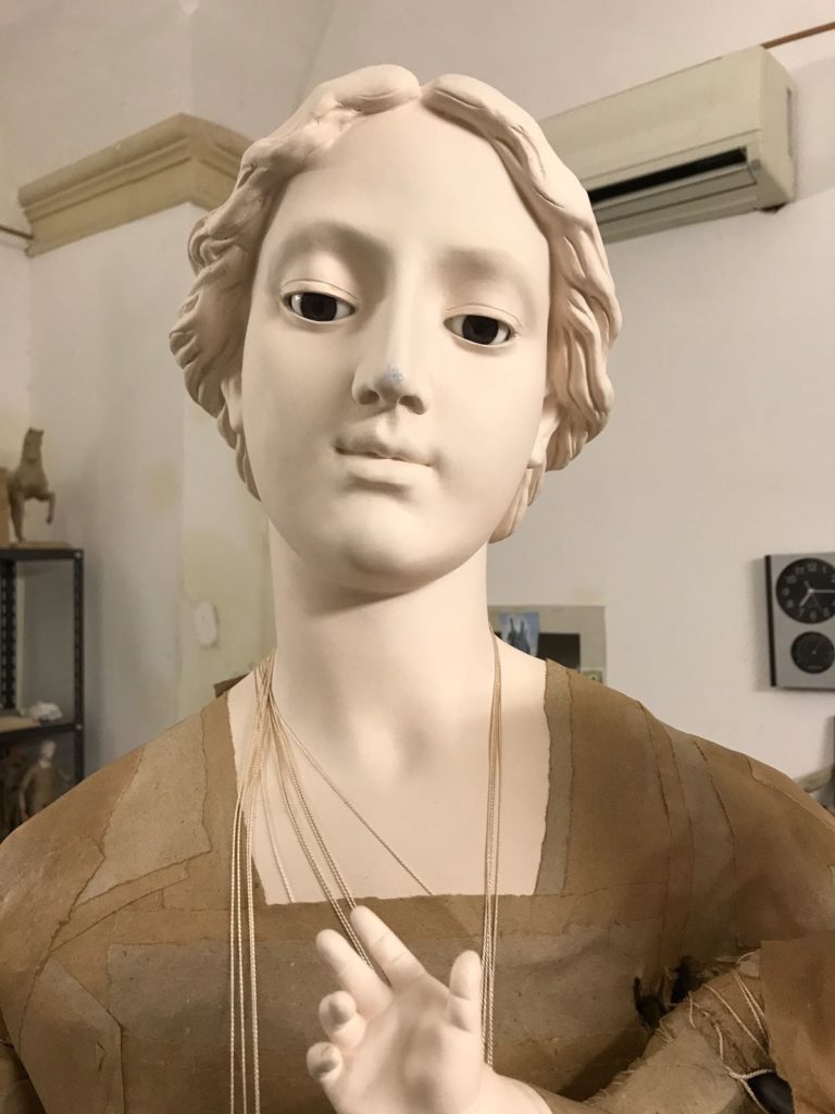 Una nuova statua per il Carro Trionfale sarà donata il 20 maggio dalla Comunità di Bisceglie