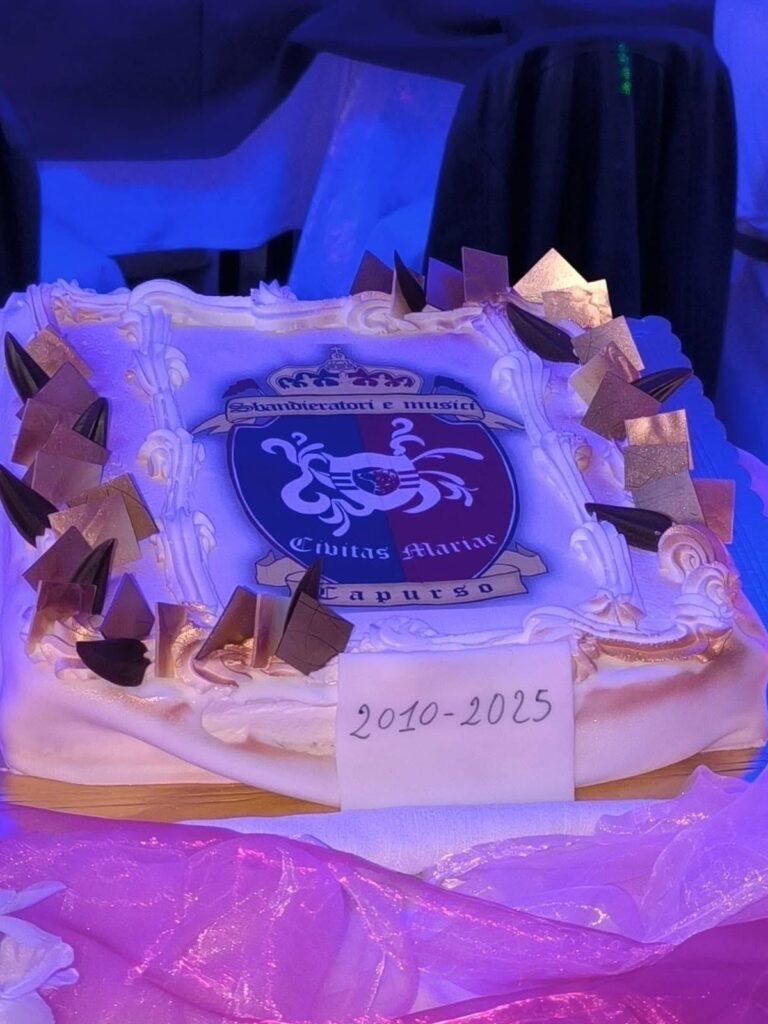 Capurso celebra 15 anni di arte, passione e tradizione: gli Sbandieratori e Musici “Civitas Mariae” festeggiano un traguardo storico